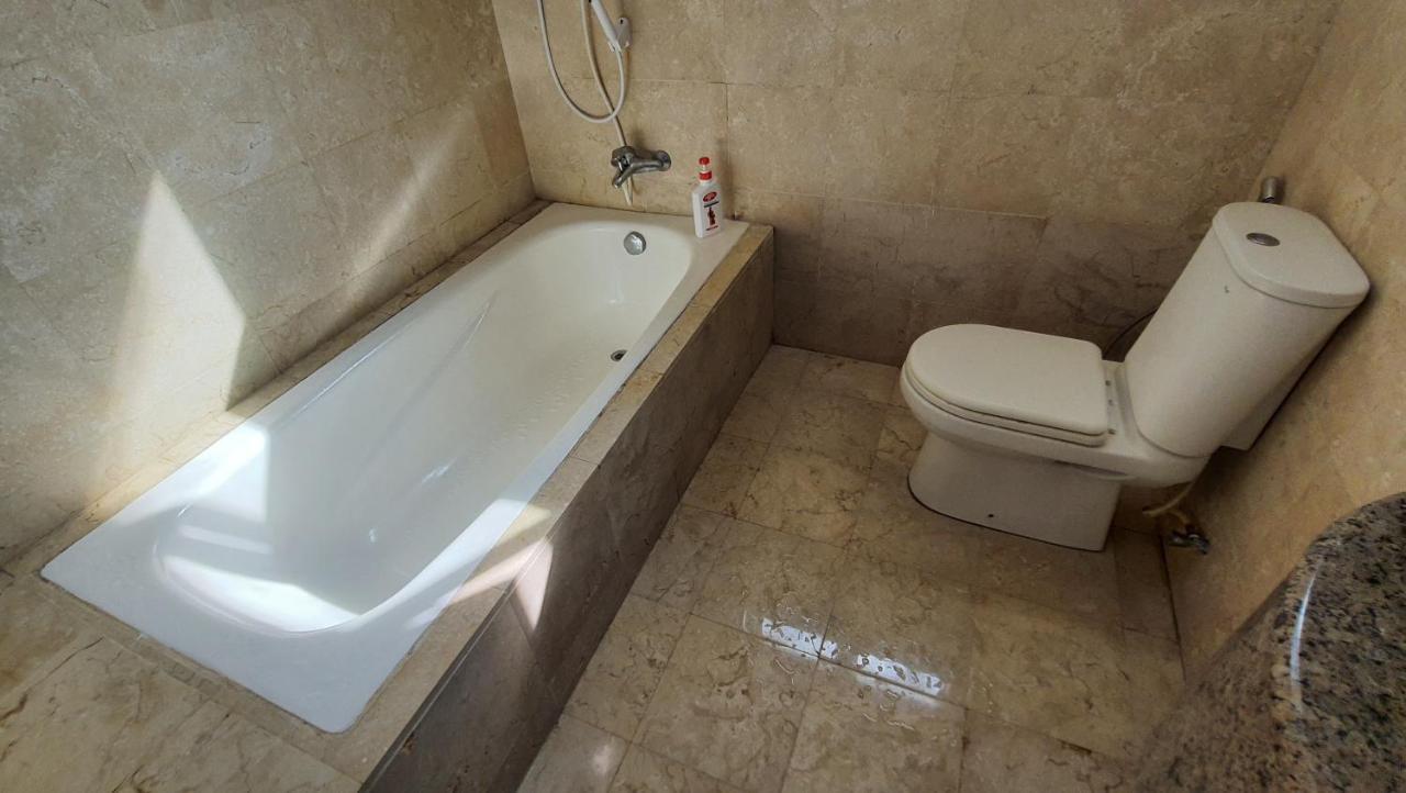 Homestay Jalan Tun Razak Walking Distance Ijn, Hkl, Mrt Station, Kpj, Perkeso, Bernama, Tabung Darah, Istana Budaya Kuala Lumpur Buitenkant foto