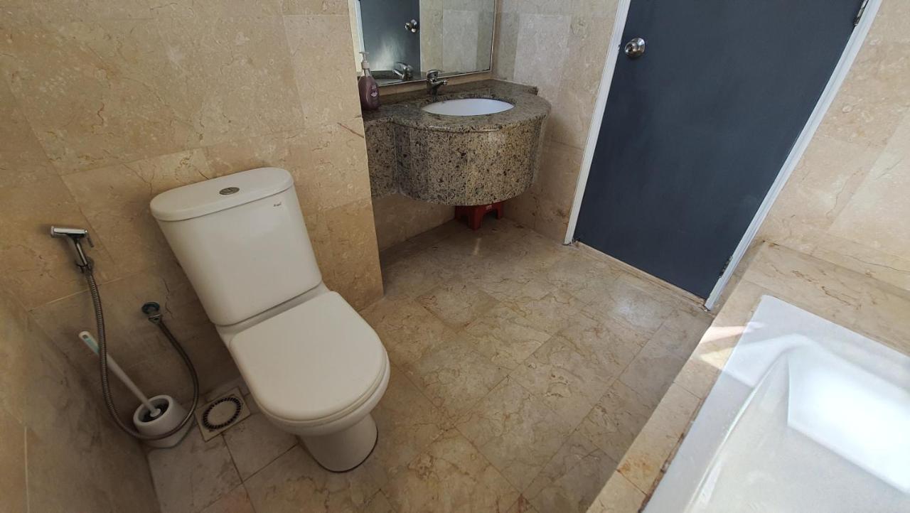 Homestay Jalan Tun Razak Walking Distance Ijn, Hkl, Mrt Station, Kpj, Perkeso, Bernama, Tabung Darah, Istana Budaya Kuala Lumpur Buitenkant foto